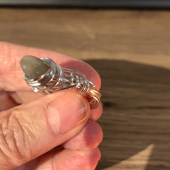 Beautiful ring size 6* - Picture 3 of 7